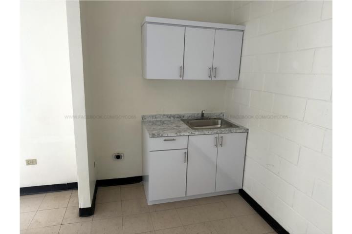 Caguas Pueblo 2/1 sala/comedor grande cómodo