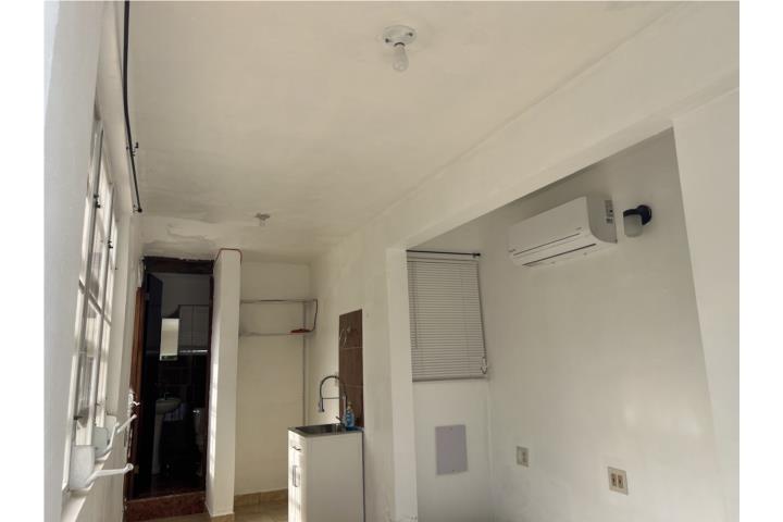 Sector Canales,STUDIO(AGUA/LUZ) A/C y PARKING