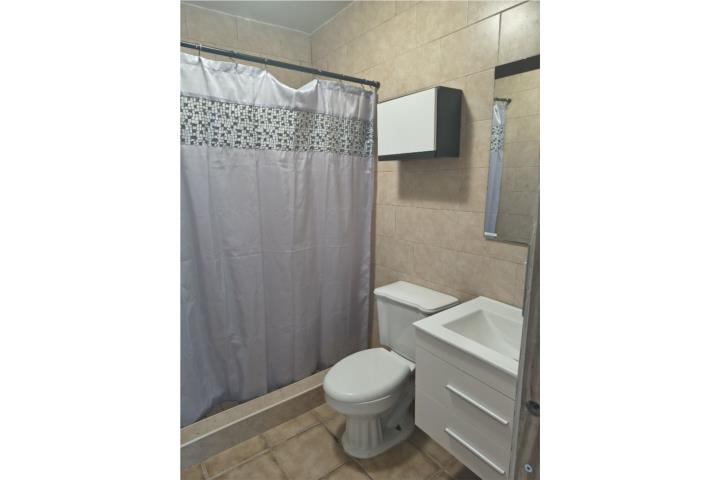 BAIROA PARK TODO INCL AGUA LUZ A/C