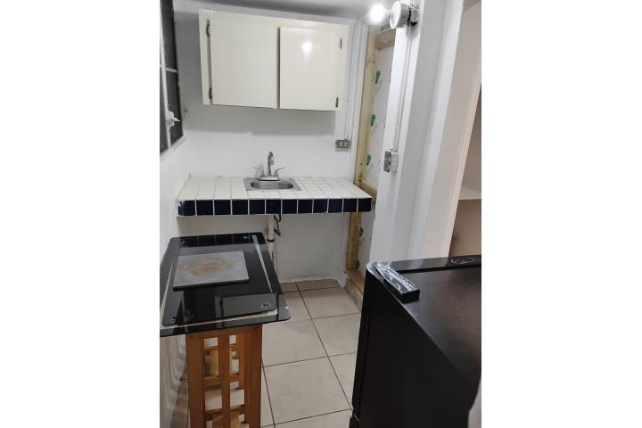 Estudio cerca Tren Urbano y Hosp. Auxilio Mut