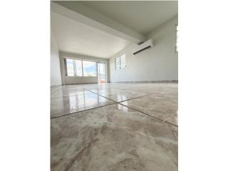 Alquiler Comercial Oficina en esquina con dos estacionamiento Puerto Rico