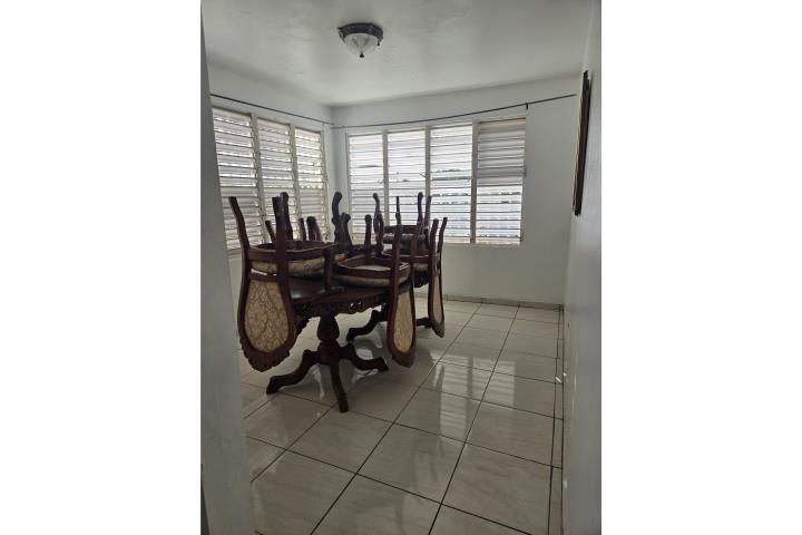 Urb.Martell c/Dr.Curbelo,#52 Arecibo