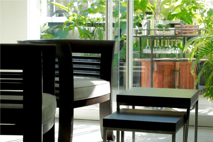 Condado newly remodeled w private terrace