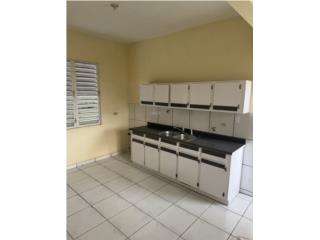 Alquiler RENTA | Casa 3H/1B con patio, parking y cocin