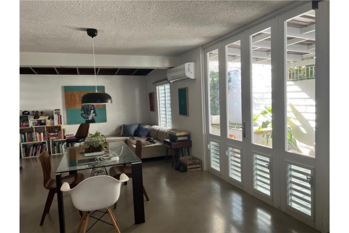 Townhouse located in the prime area, San Juan