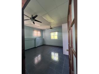 Local Comercial/Vivienda lado de CVS -Colobos