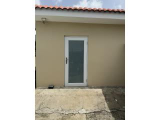 Alquiler Urbanizacion Santa Elvira Urb. Santa Elvira Agua/Luz $800 Caguas