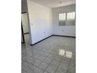 Apartamento con excelente ubicación