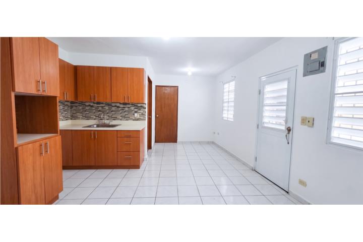 Apartamento #8 en Renta (1er Piso)