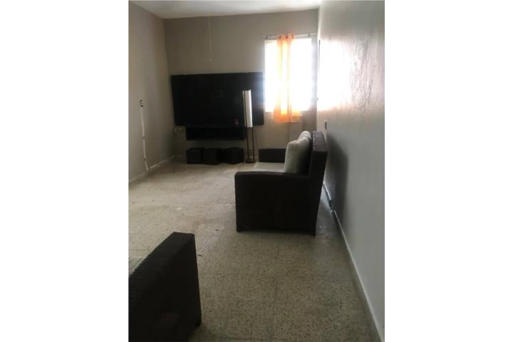 $550 Apto Barrio Buen Consejo con agua y luz