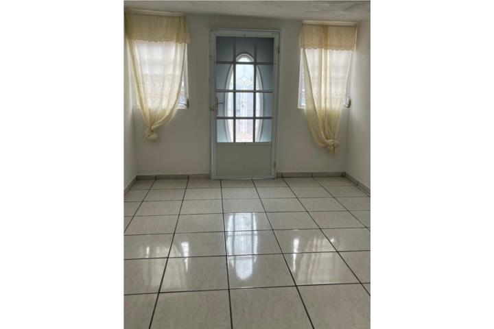 Apartamento en Villa del Carmen, Cidra