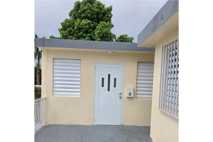 Apt/Estudio inc agua/luz 2do piso Jard C