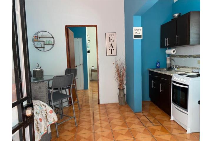 Apts walking distance al RUM