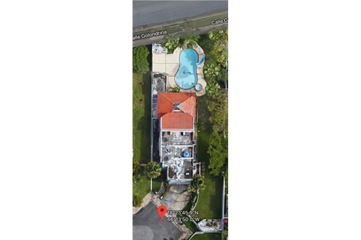 Casa amplia con piscina y remodelada