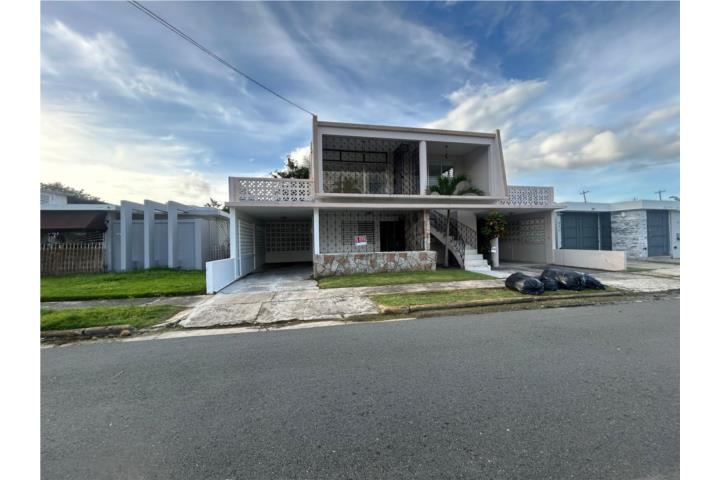 Renta de casa amplia en Baldrich 1600 mensual