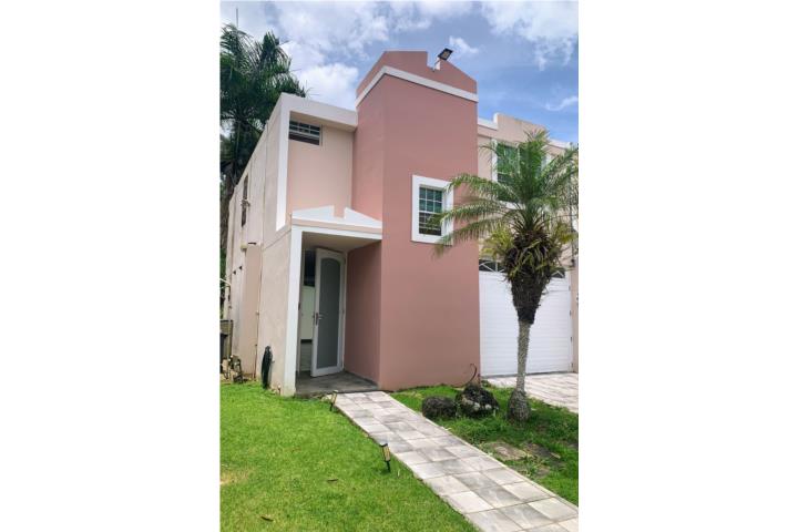 Portal de las Cumbres. Comodo Townhouse