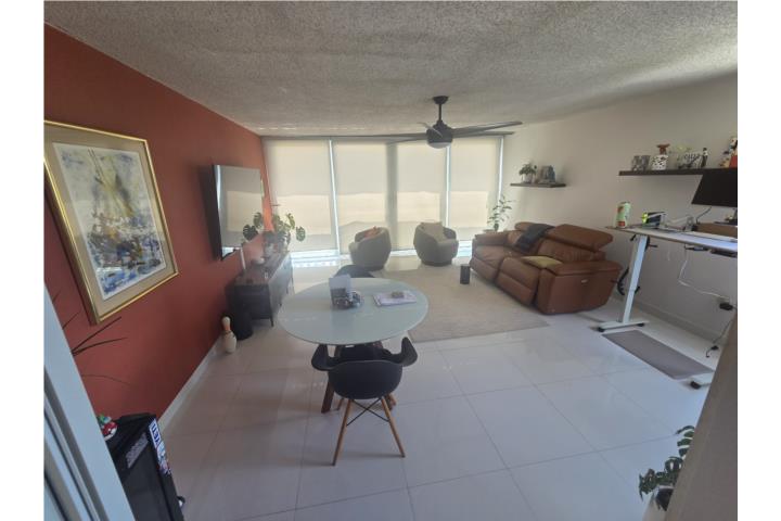 Se alquila apartamento remodelado