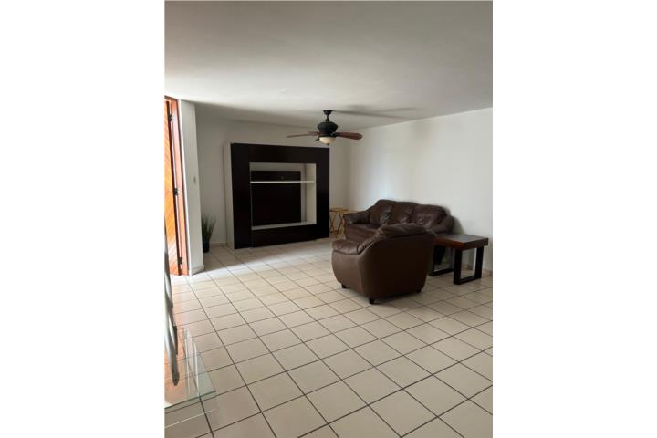 Condominio Parque Los Alemdros-Ponce