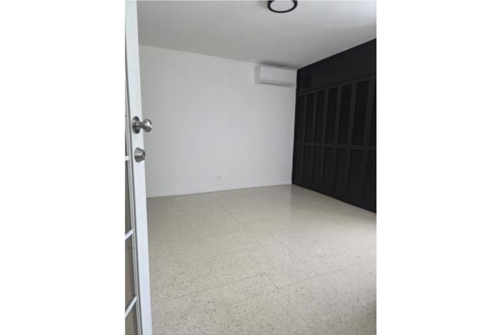 Apt en Urbanización Bayamón