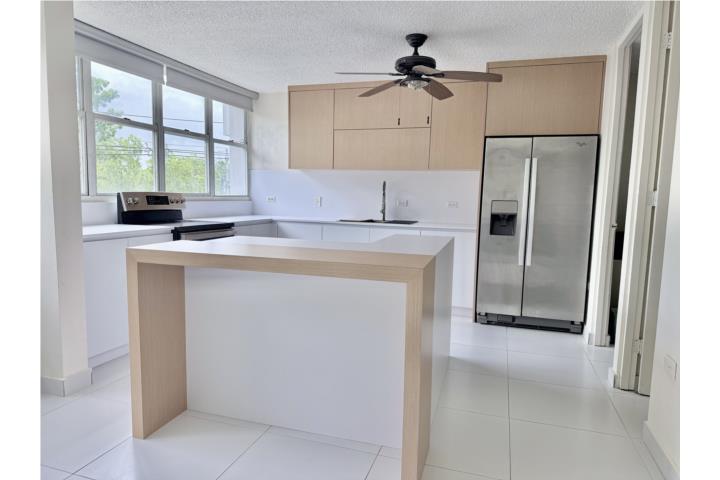 Tropical Court Cupey, Estrena Cocina Nueva