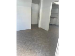 Alquiler Barrio Sabana Llana Casa de cuartos pequenos San Juan - R�o Piedras