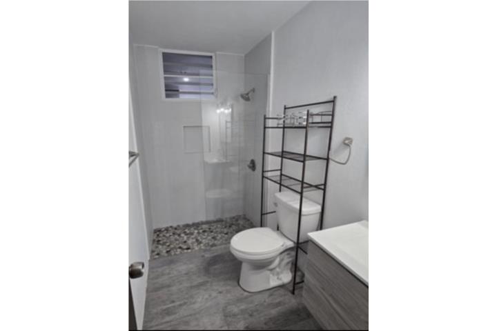 QUIET STREET AND MOVE IN READY