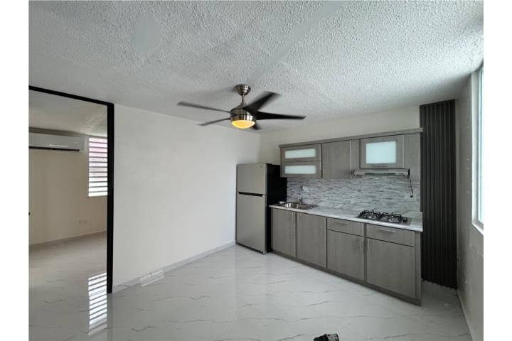Levittown, Hermoso Apartamento $950