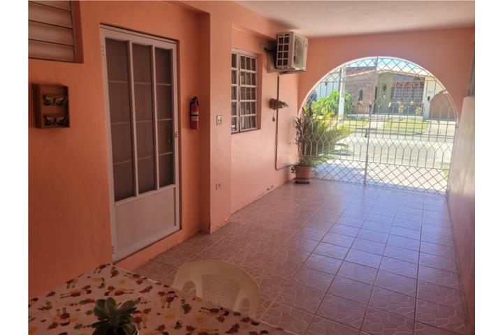 Urb. Valle Verde-Ponce Apt. Studio