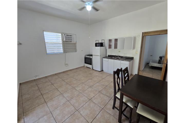 Apartamento amplio, Factor/Arecibo,  $800