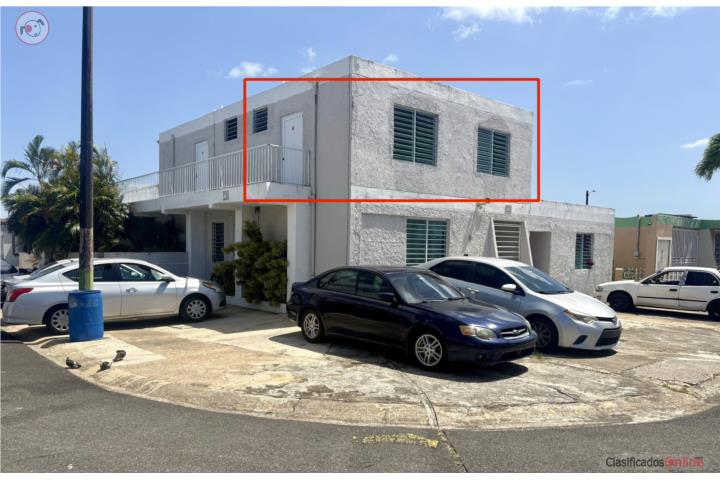 Apt Remodelado con agua y luz- Levittown