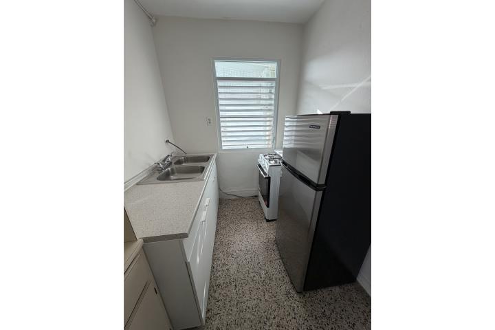 Jard de Carolina Apt Estudio Persona Sola 475