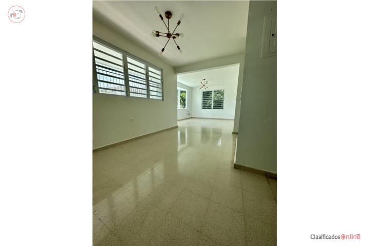 Apartamento para alquiler, área céntrica