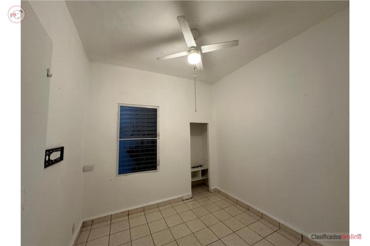 Urb. Santa Rita, Estudio para alquiler