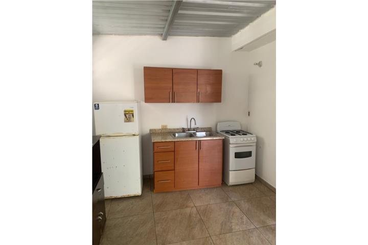 Se alquila estudio en Guaynabo