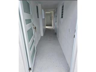 Rentals Apt d 1 cuarto,agua,luz,$700.00