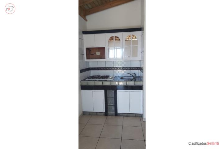 Se Alquila lujoso Apartamento