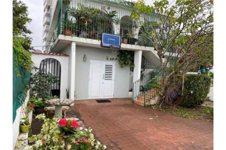 Hospedaje Floral Park