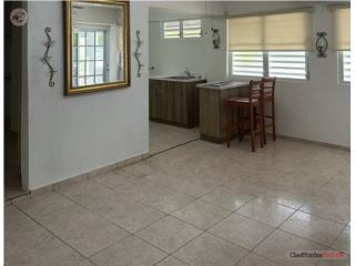 Alquiler Barrio Cerro Gordo Apt. Primer piso con placas solares y batería Bayam�n