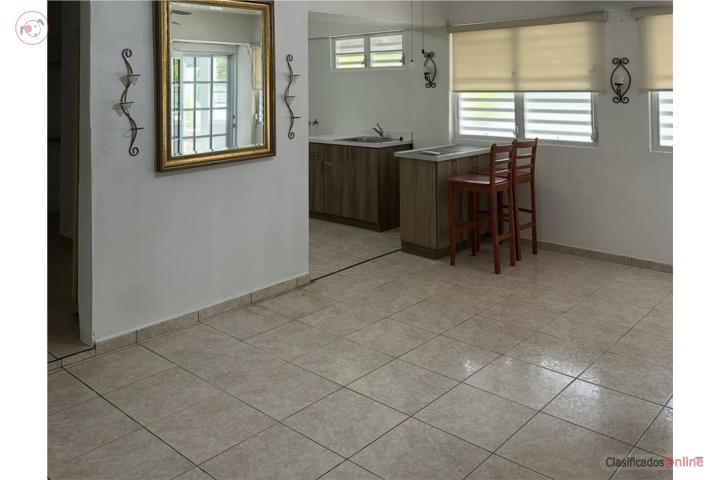 Apt. Primer piso con placas solares y batería