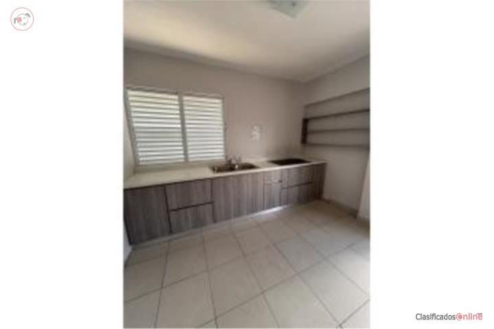 Las Piedras, Apto Remodelado por $650 mensual