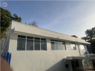 Miradero, casa con 4 habs y dos banos. 2,000 