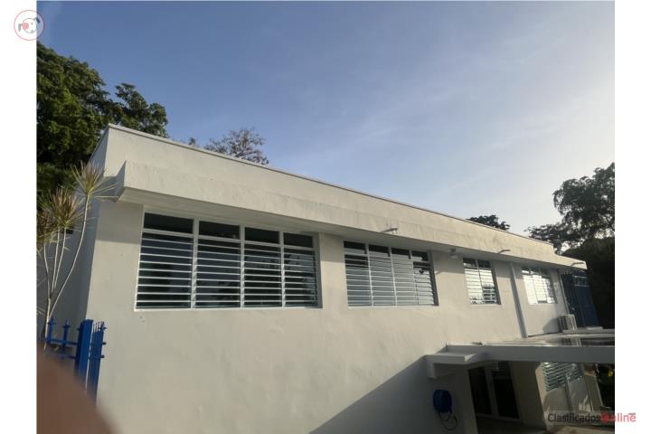 Miradero, casa con 4 habs y dos banos. 2,000