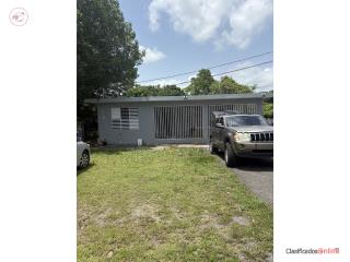 Casa de renta espaciosa y segura $900