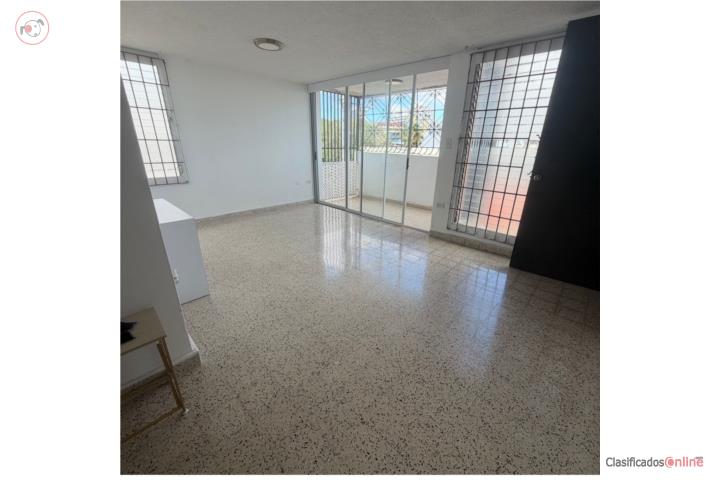 Se alquila cómodo apartamento en la  Pda 18