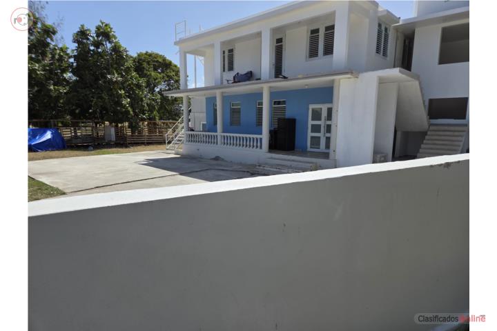 Bo. Guardarraya frente al mar, incluye agua y