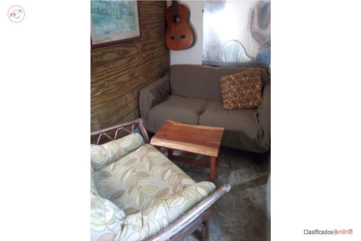 Santurce xfrente Unv SgdCrzn amueb+agua/luz