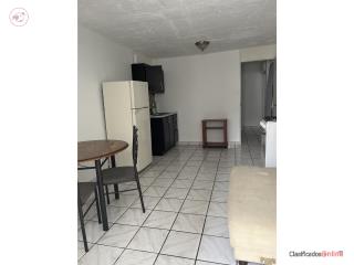 La Rambla equipada $625 Apto estudio inc luz