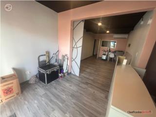 Alquiler Urbanizacion Puerto Nuevo A pasos Ave. Roosevelt $1600 con 3 Oficinas  San Juan - R�o Piedras