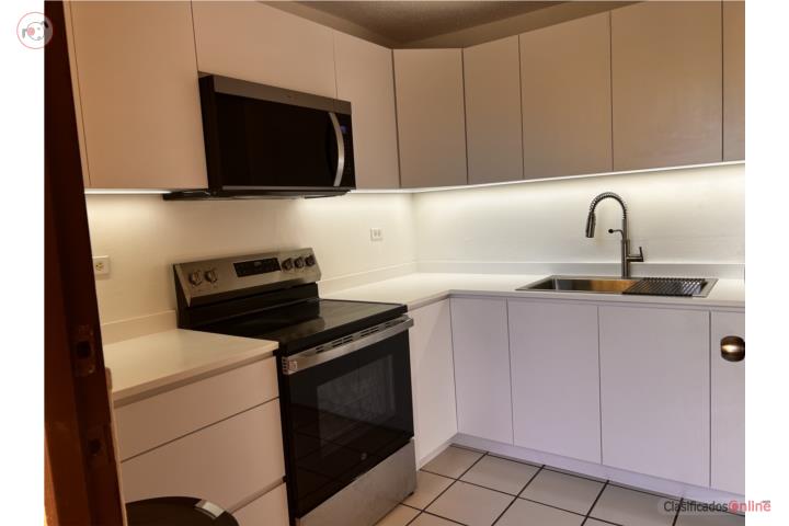 Fully Furnished BeachHouse w/pool & amenities