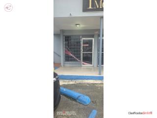 Espacio Comercial Agua y Luz incluída
